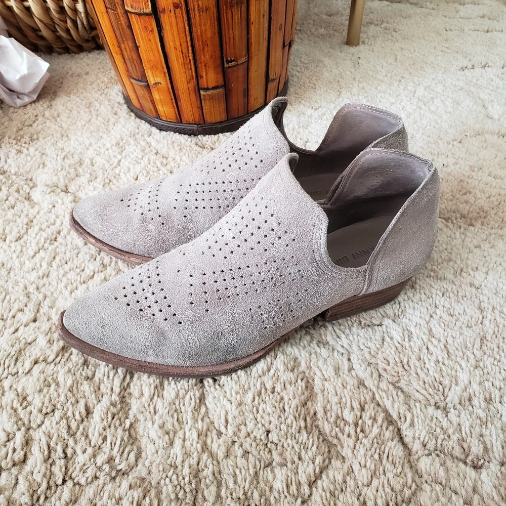 Gianni Bini Gray Ankle Booties